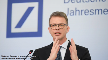 DEUTCHE BANK   EXECUTIVE