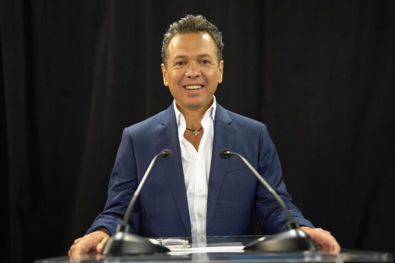 PABLO LEMUS NAVARRO