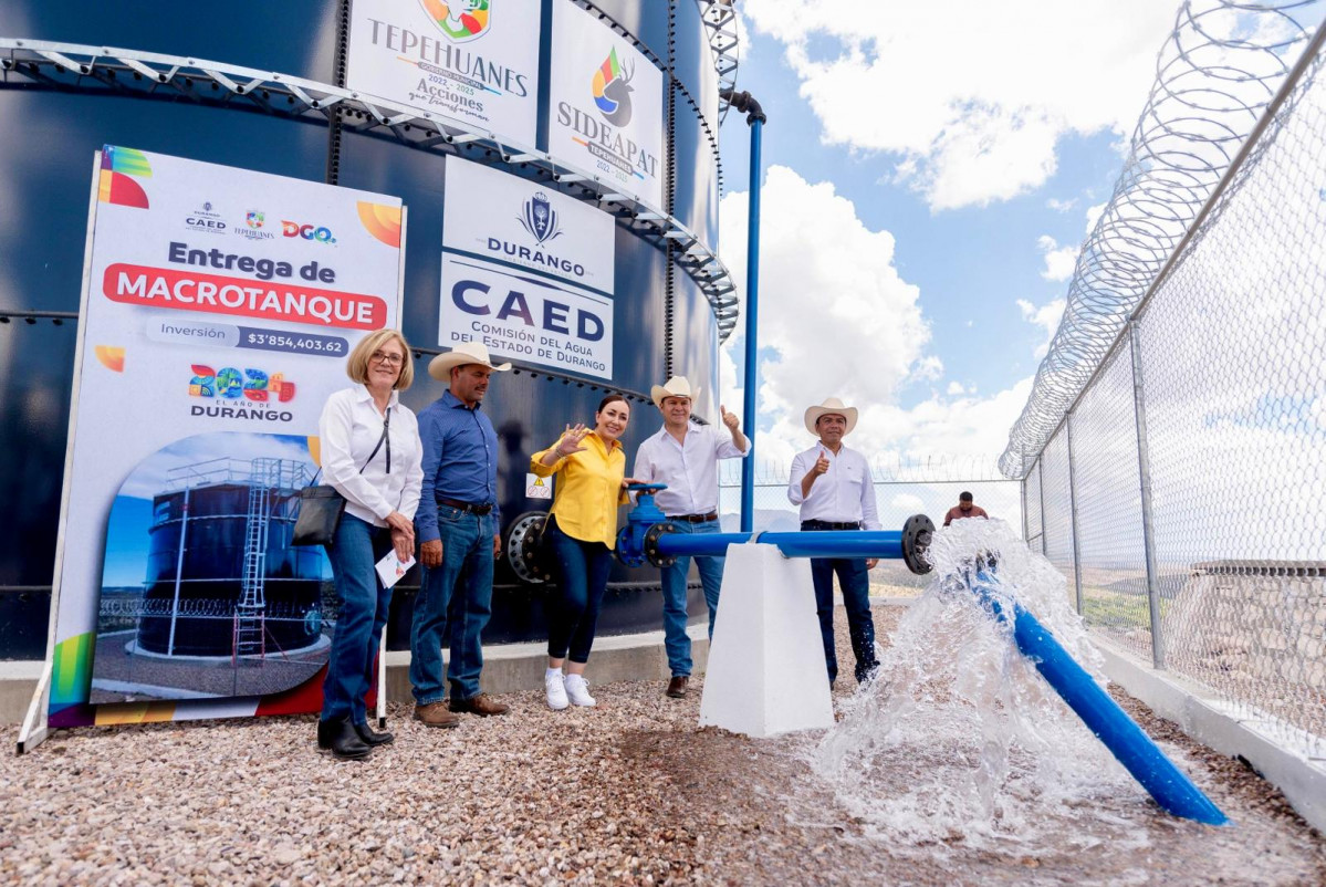 Agua potable cuatro