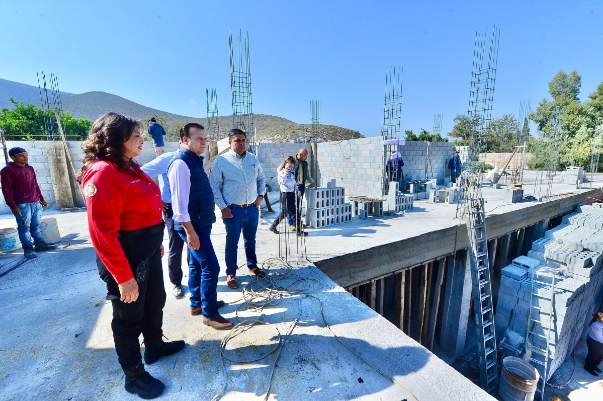 CONSTRUCCION DEL EDIFICIO