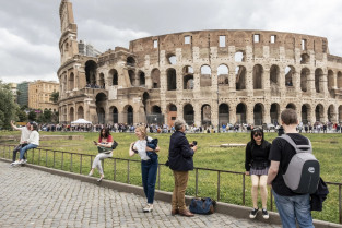 AIRBNB Y EL COLISEO