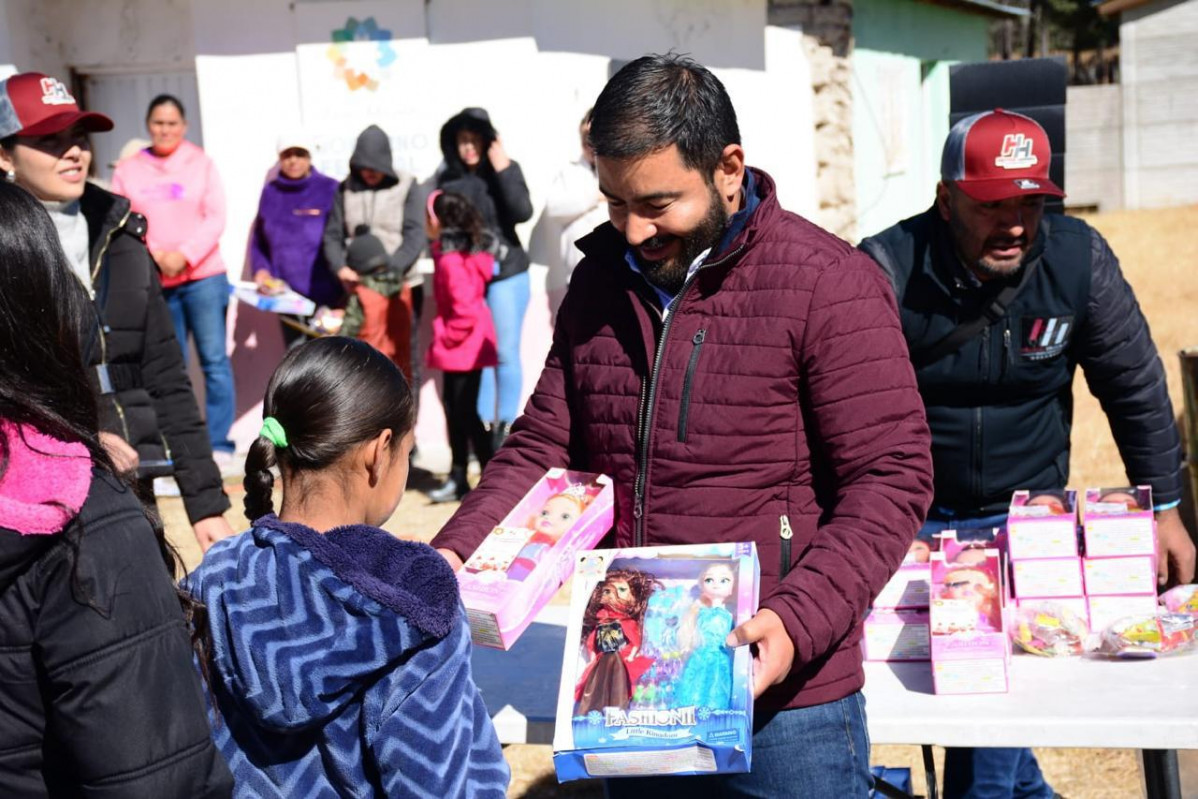 REGALOS A LOS NIÑOS
