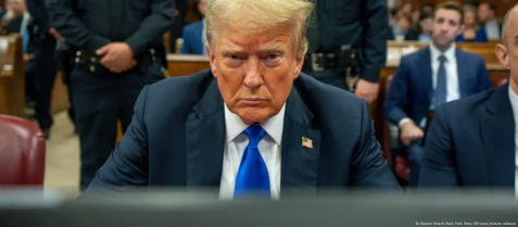DONALD TRUMP