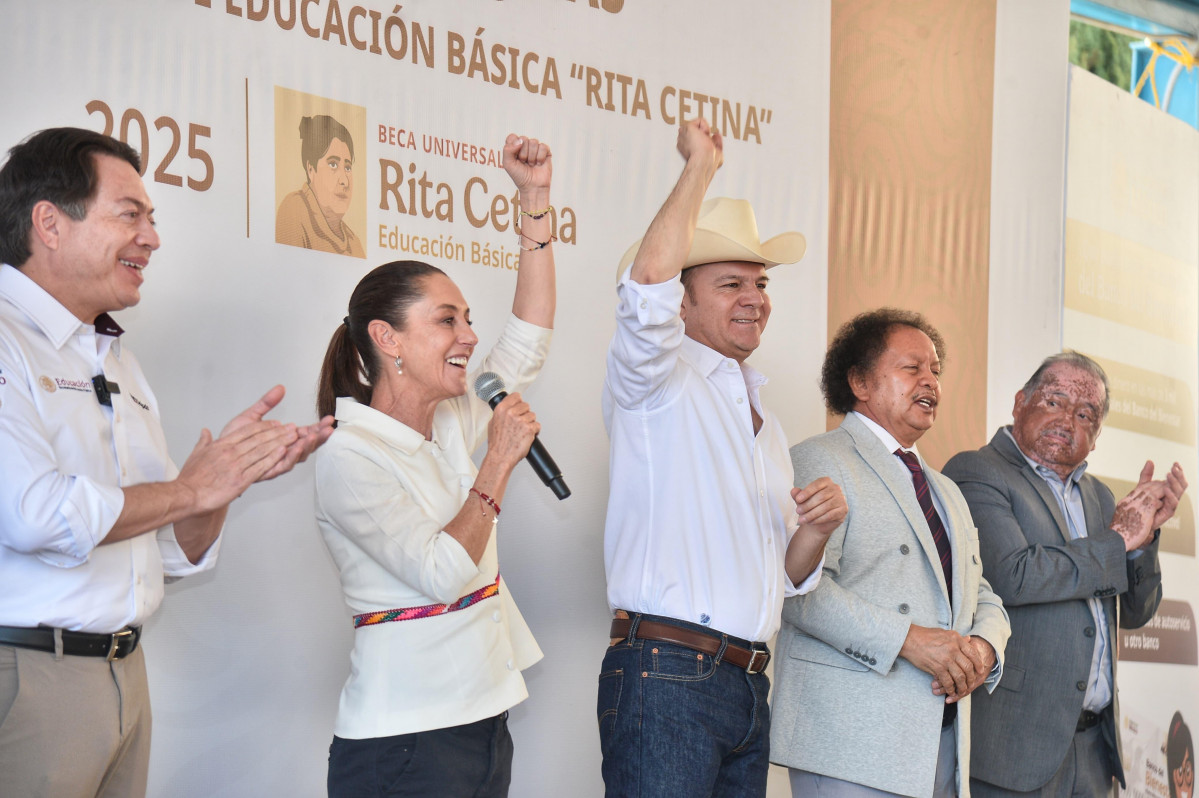 CLAUDIA CONCLUYE GIRA 7