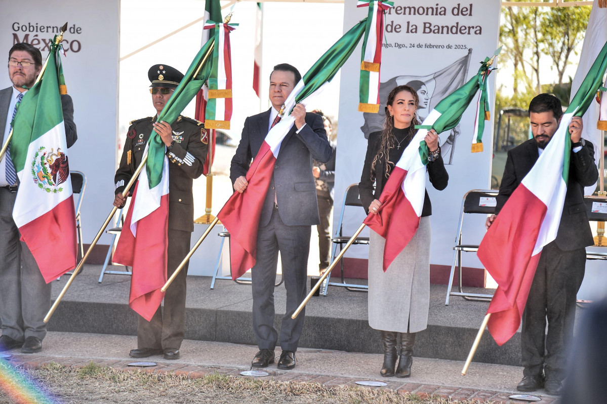 HONOERES A LA BANDERA 4