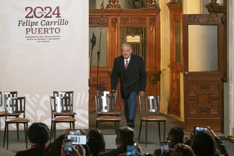 AMLO 3