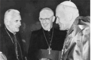 TRES PONTIFICES