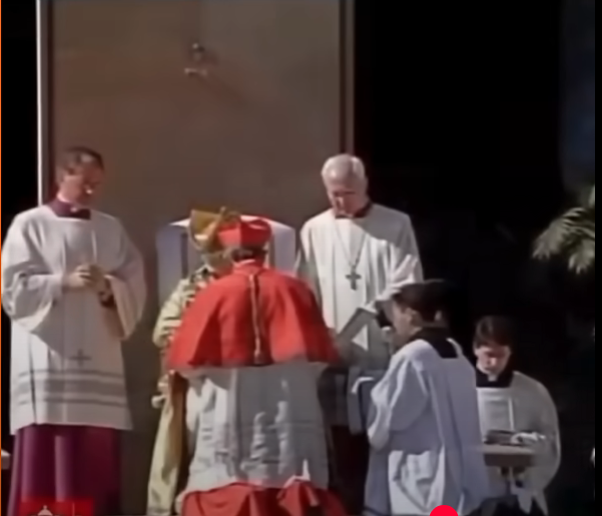 JORGE BERGOGLIO 10