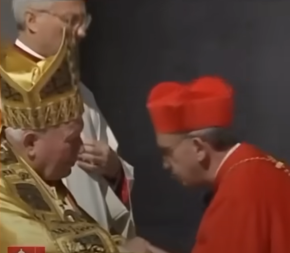 JORGE BERGOGLIO 22
