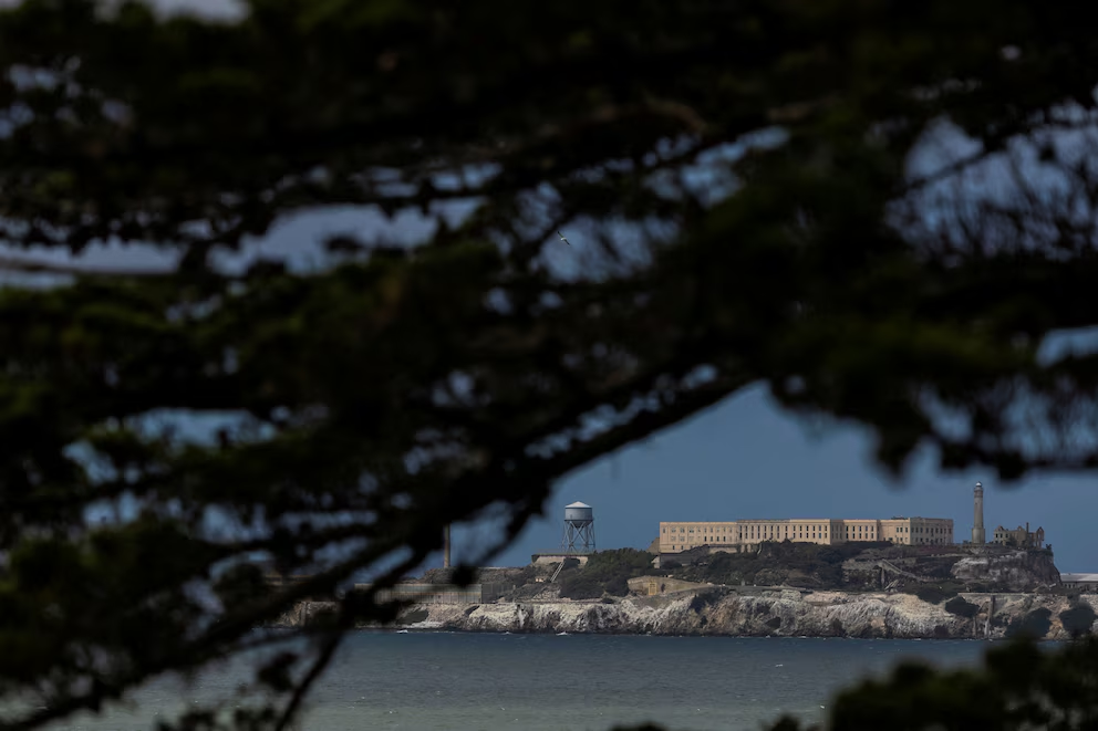 ALCATRAZ 3