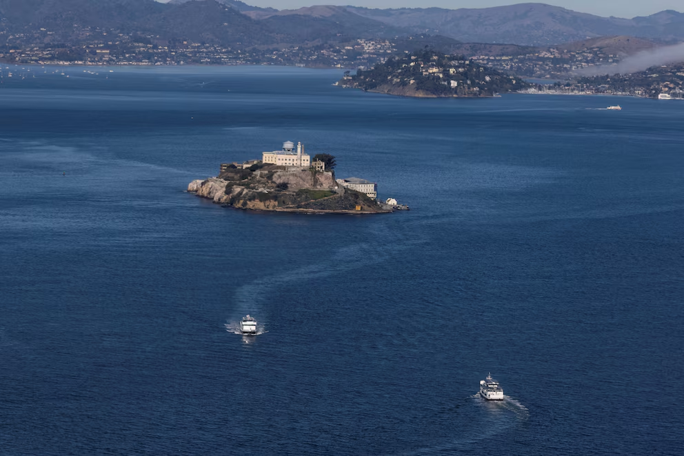 ALCATRAZ 4