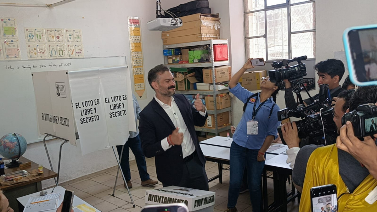 YA VOTE
