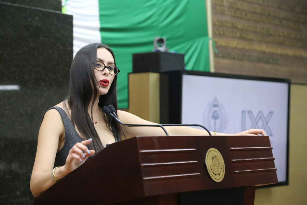 CINTHIA MONTSERRAT