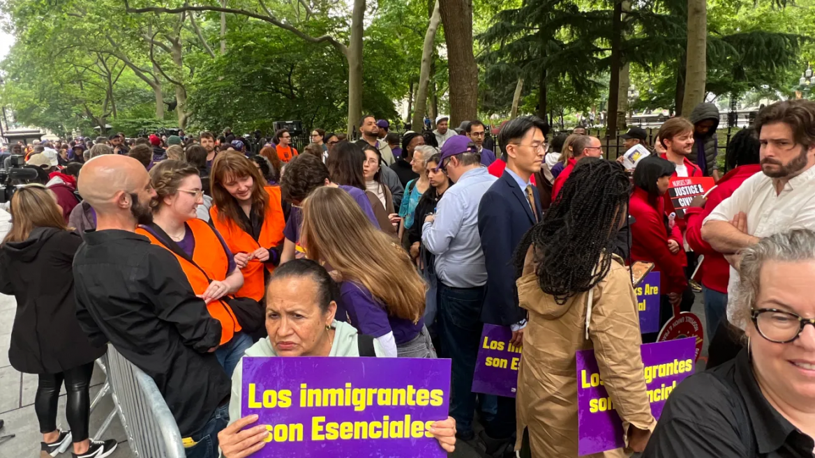 INMIGRANTES